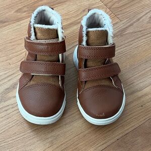 UGG Rennon II High Top Sneaker
